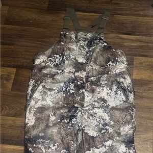 Red Head Camo Hunting Bib Suspender Overalls XLT  Insulated Bone Dry W-Proof